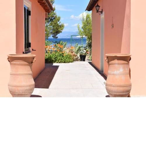 Bouka Beachfront Bungalows