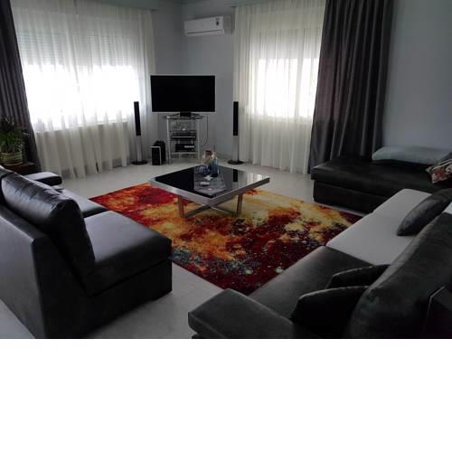 Bourlis Apartments