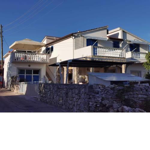 Boutique Apartment in Pirovac with Terrace