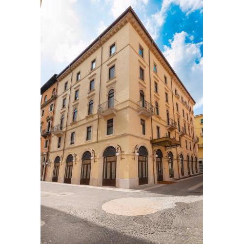 Boutique Hotel Touring