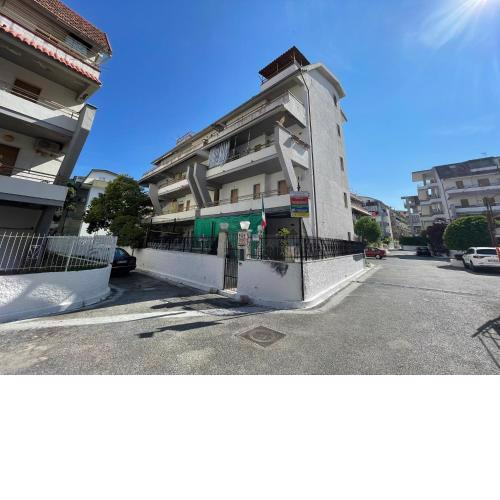 Brain Apartment Scalea - Parco Edil Blu