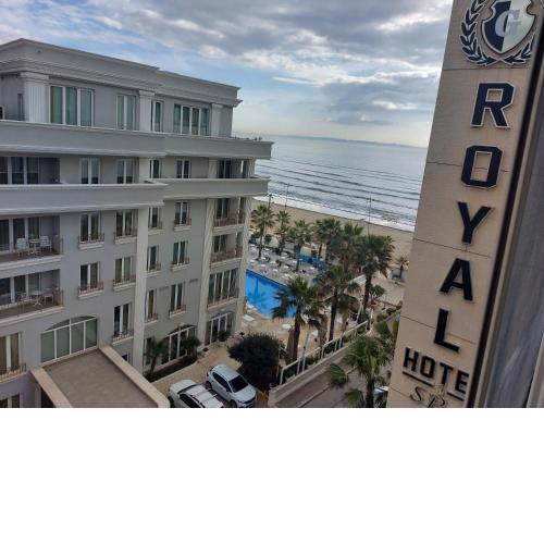 Bral Apartment 8