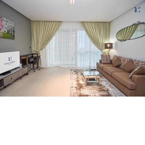 Brand New 1BR Apartment West Avenue Marina - CLN