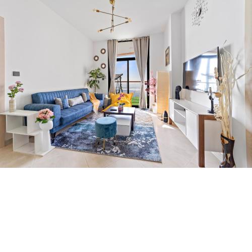 Brand New Apartment - 15 mins to Dubai Airport