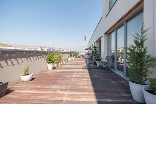 Brand new apartment on 8th floor with large terrace and swing by easyBNB