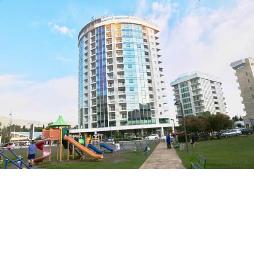 Brand New Apartment Opposite Tree Canne Hotle Center -Just few min to The Beach