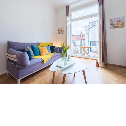 Brand New Apartment Zborovska 6 by easyBNB