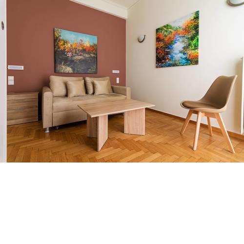 Brand new flat for 4 ppl in Central Location