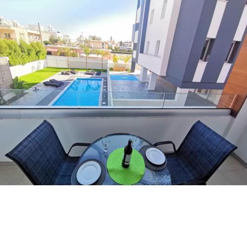 Brand NEW flat with POOL near the BEACH