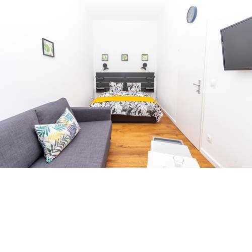 Brand New Stylish Apartment In Prime Location
