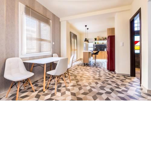 Brand new Stylish apartment with lovely rooftop