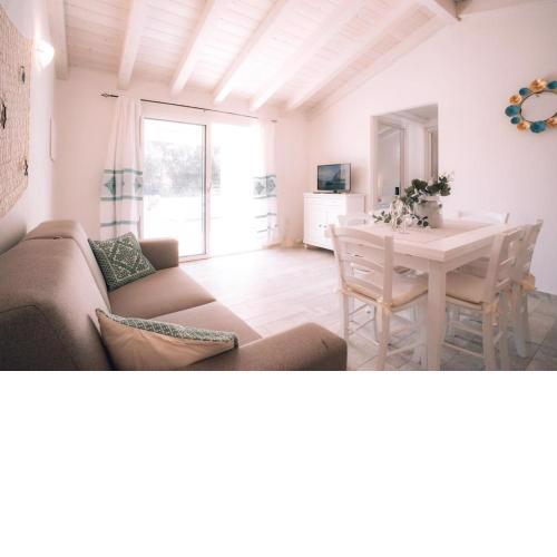Brand New Villa in La Caletta 500m from the Beach