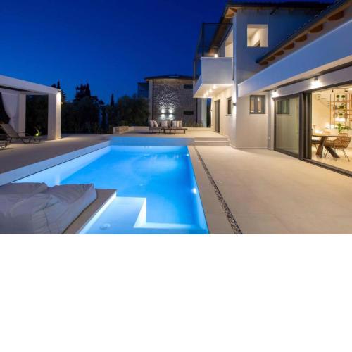 Brand New Villa Karidia