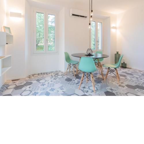 Breakfast at Tiffany's in Cernobbio - Lake Como by Rent All Como