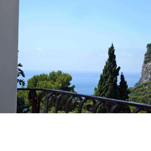 Breathtaking Panoramic Penthouse in Capri Center
