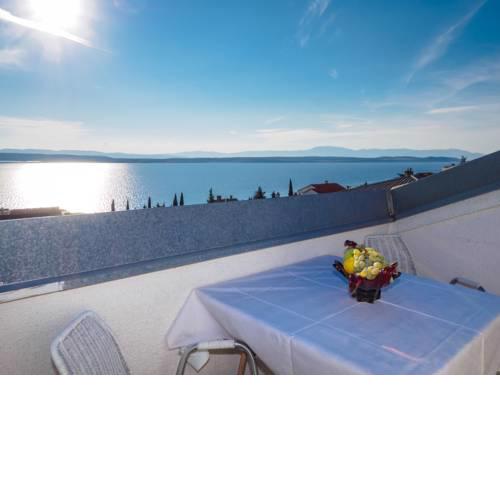 Breathtaking Seaview Apartment With Balcony Barac