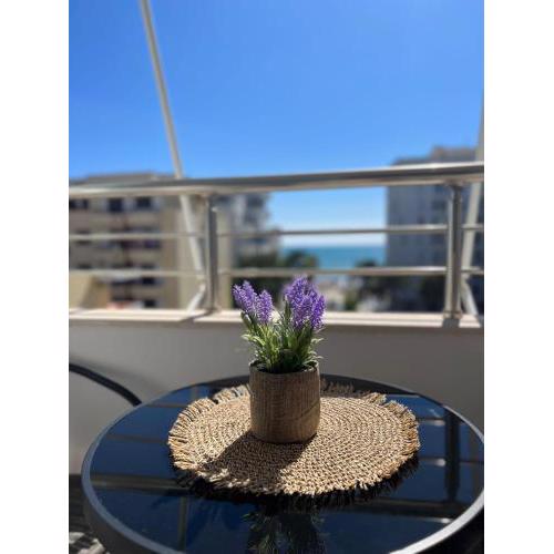 Breeze Seaview Apartment