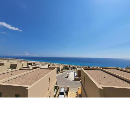 Breroy villa