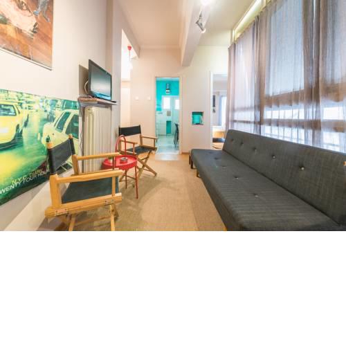Bright 2 Bed Apartment