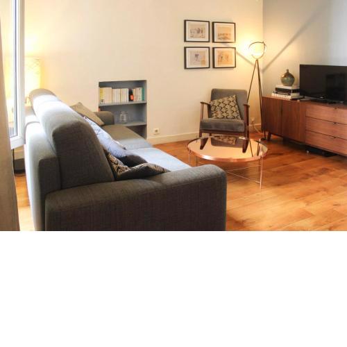 Bright 40 m apartment in Paris 17th district