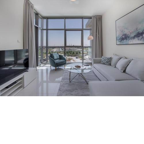 Bright and spacious apartment in DAMAC HILLS
