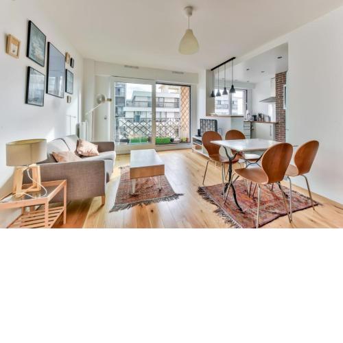 Bright apartment for 2 with balcony - Paris 15