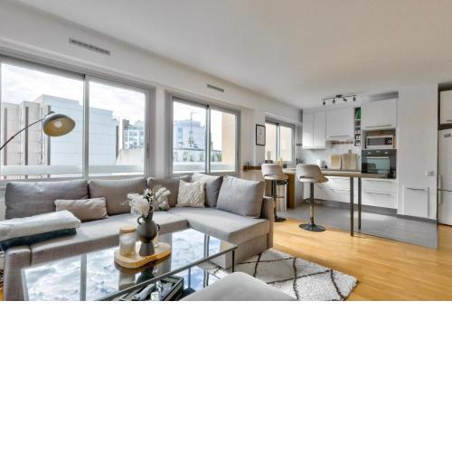 Bright apartment for 4 - Paris 20E Nation