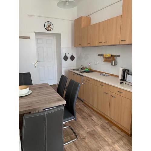 Bright apartment for families in quiet area