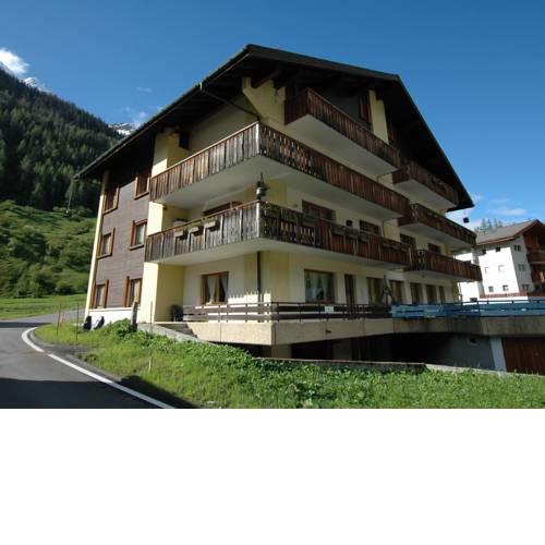 Bright Apartment in Blatten with Open Kitchen