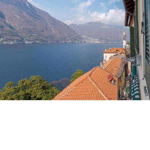Bright apartment in Nesso with Lake view!