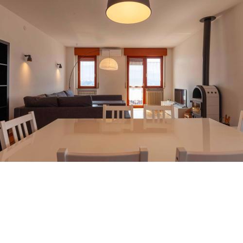 Bright Apartment in the heart of Belluno - Civetta