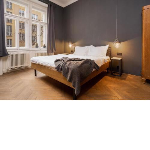 Bright Apartment in Vinohrady by Prague Days