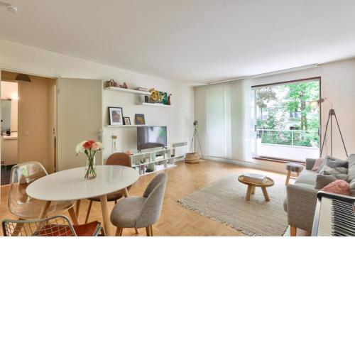 Bright apartment with balcony for 2 - Paris 18