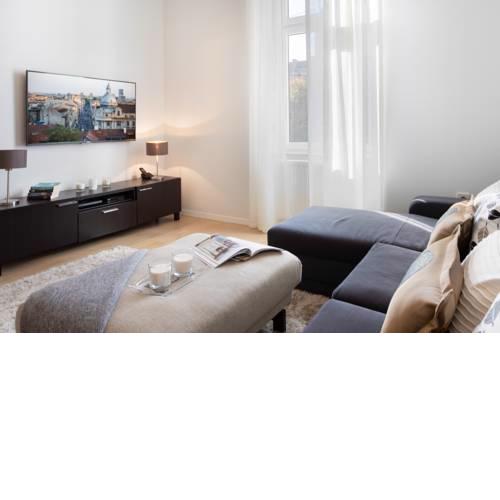Bright & Elegant Apartment near Park Zrinjevac