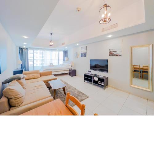 Bright Furnished Studio Apartment, JLT