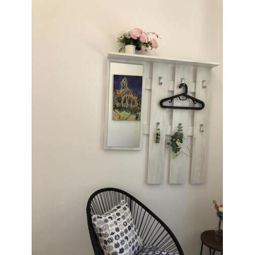Bright New Downtown apartment