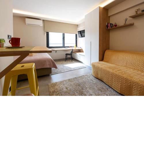 ✰Bright, renovated, spacious and cosy studio✰