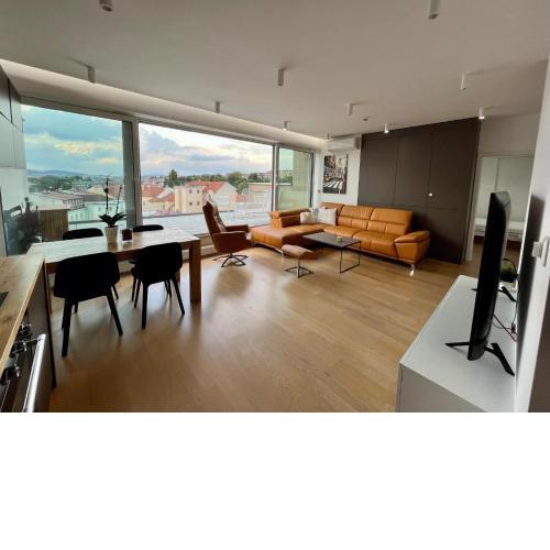 Brno City Center Apartment with parking and a big terrace