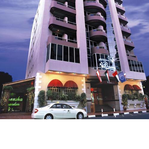 Broadway Hotel