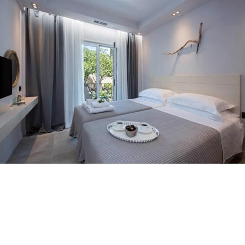 Brou's Apartments