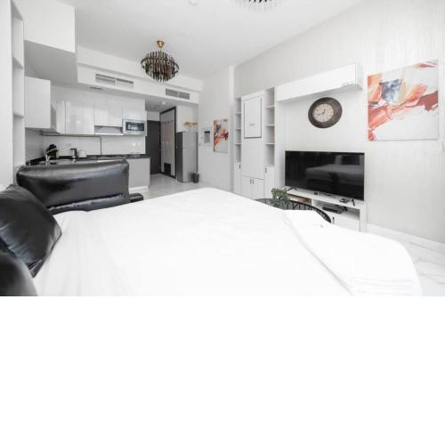 BROWN STONE HOLIDAY HOMES BB