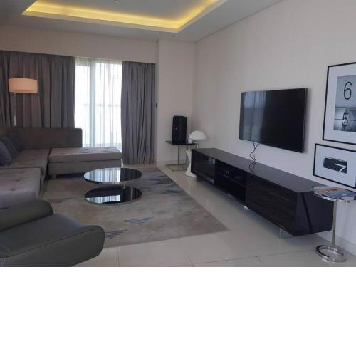 Brownstone Holiday Homes Paramount Towers