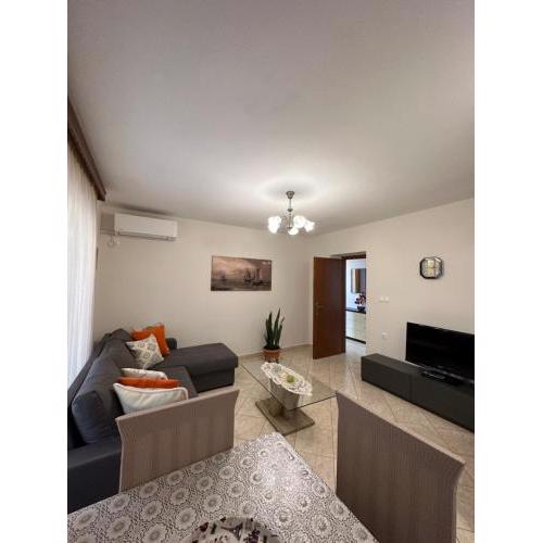 B&S Saranda Apartment