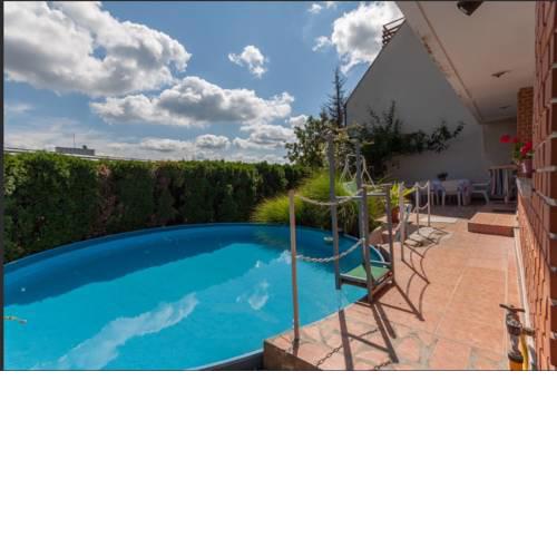 Buda Garden Apartment