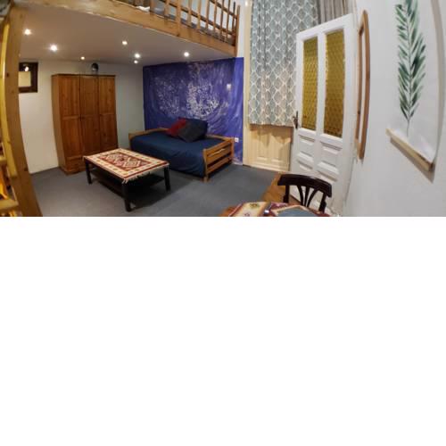BUDAPEST-it up apartment 5 min to the center !