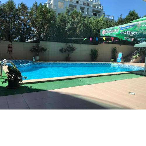 Budget Holiday First Sea Line Coast Apartment Orange