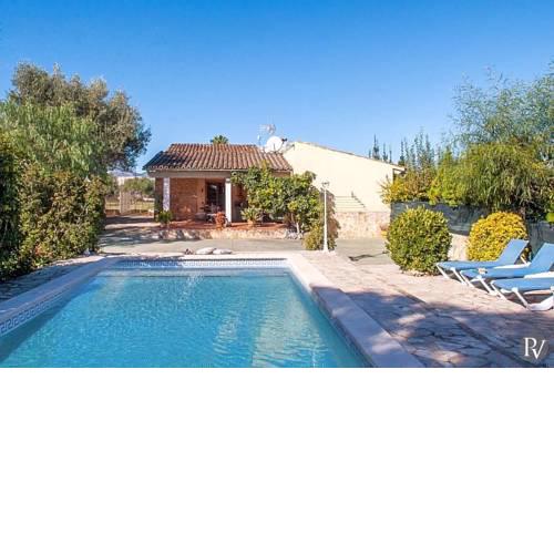 Buger Villa Sleeps 6 Pool Air Con WiFi