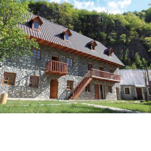 Bujtina Berishta Theth