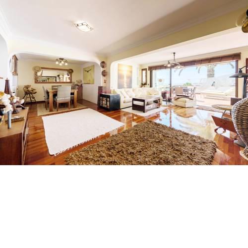 Bungalow con gran terraza y vistas