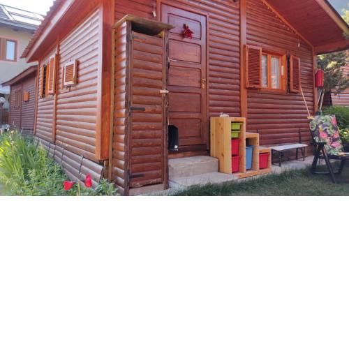 Bungalow di montagna in legno